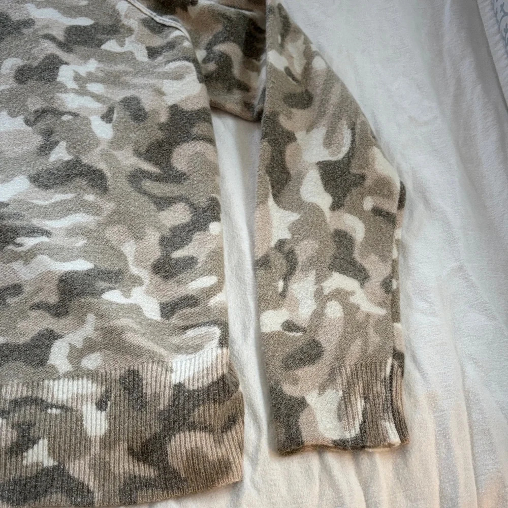 Charlie B Reversible Camouflage Sweater - NEW - Picture 5 of 10
